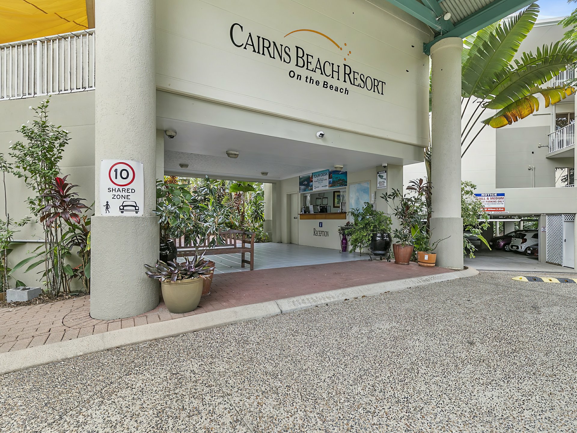 31/129-135 Oleander Street, HOLLOWAYS BEACH