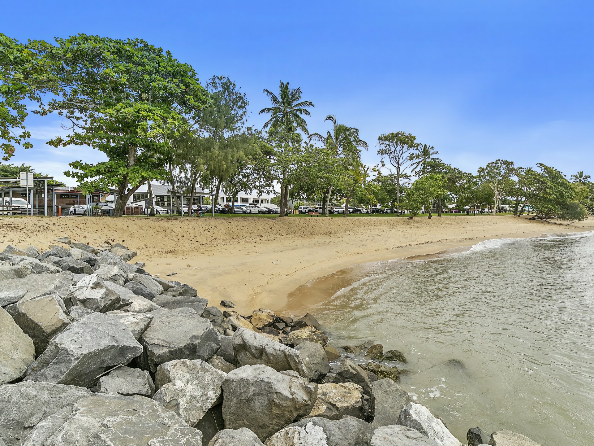 31/129-135 Oleander Street, HOLLOWAYS BEACH