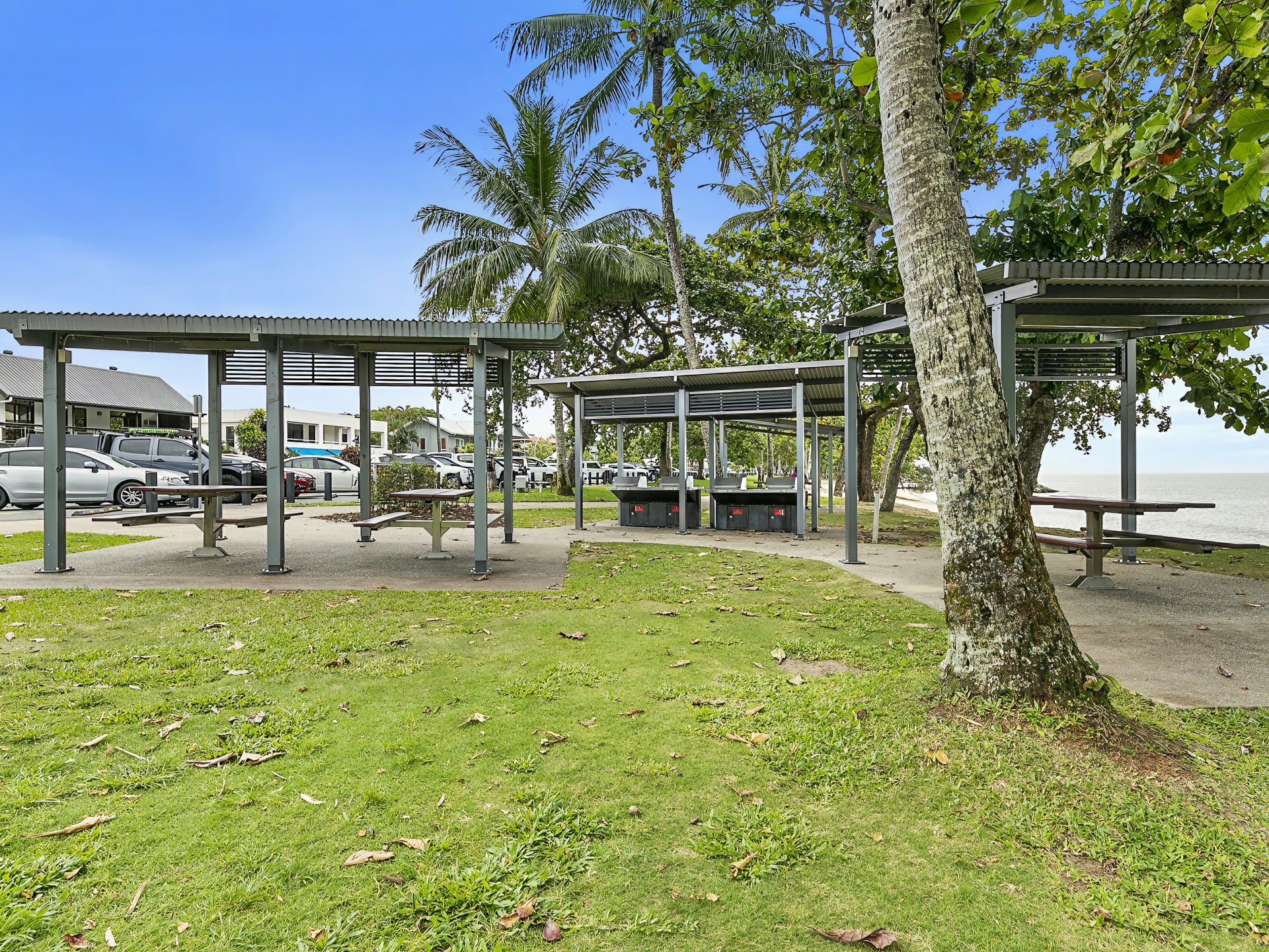 31/129-135 Oleander Street, HOLLOWAYS BEACH