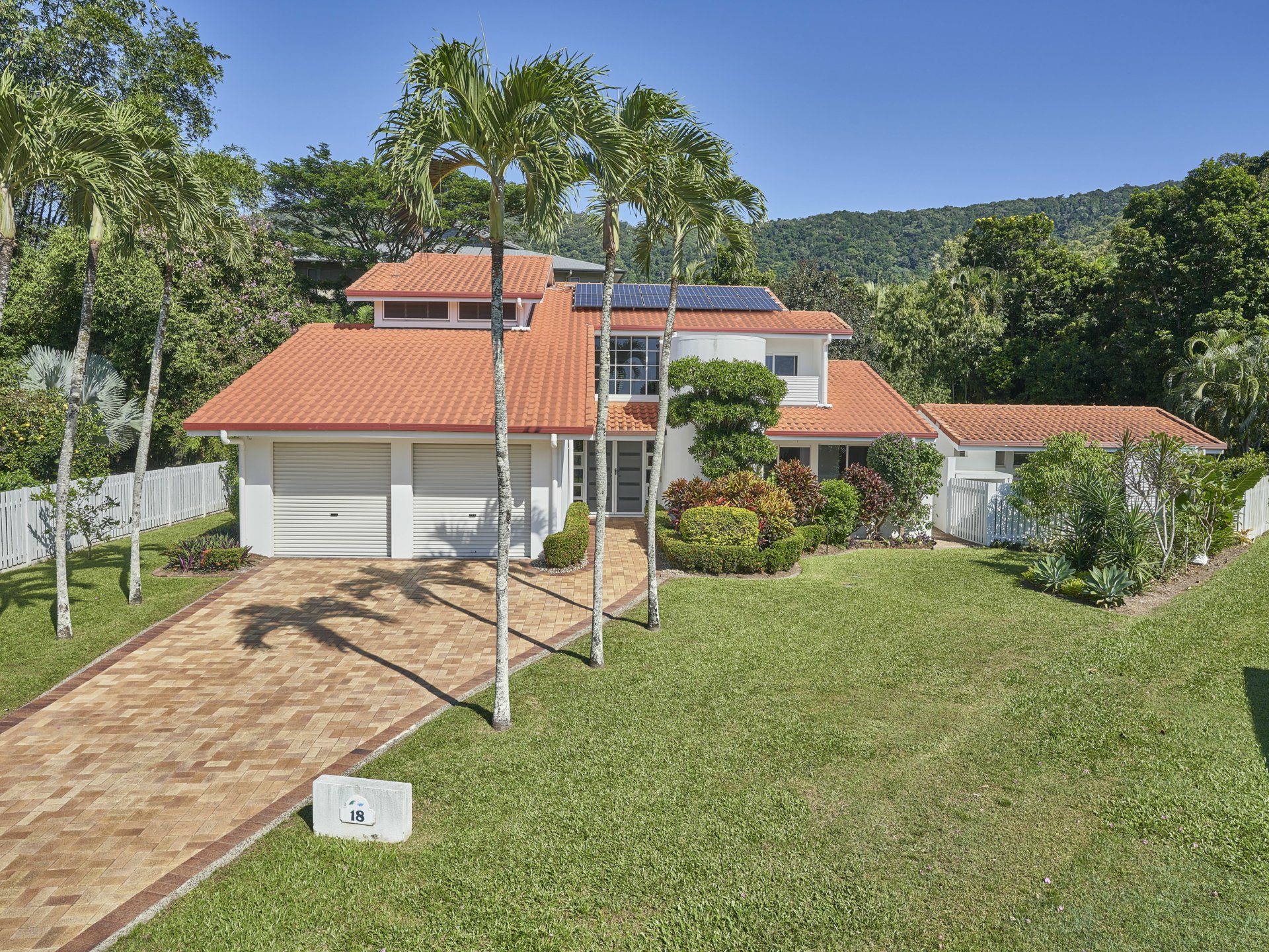 18 Cascade Avenue, KEWARRA BEACH