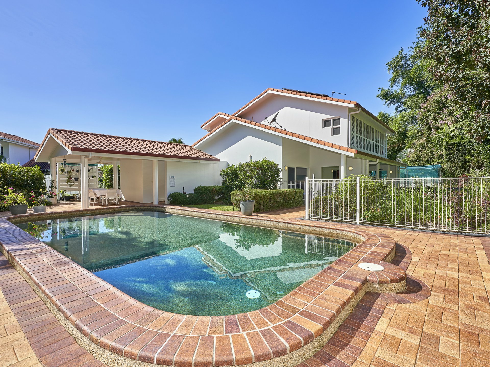18 Cascade Avenue, KEWARRA BEACH
