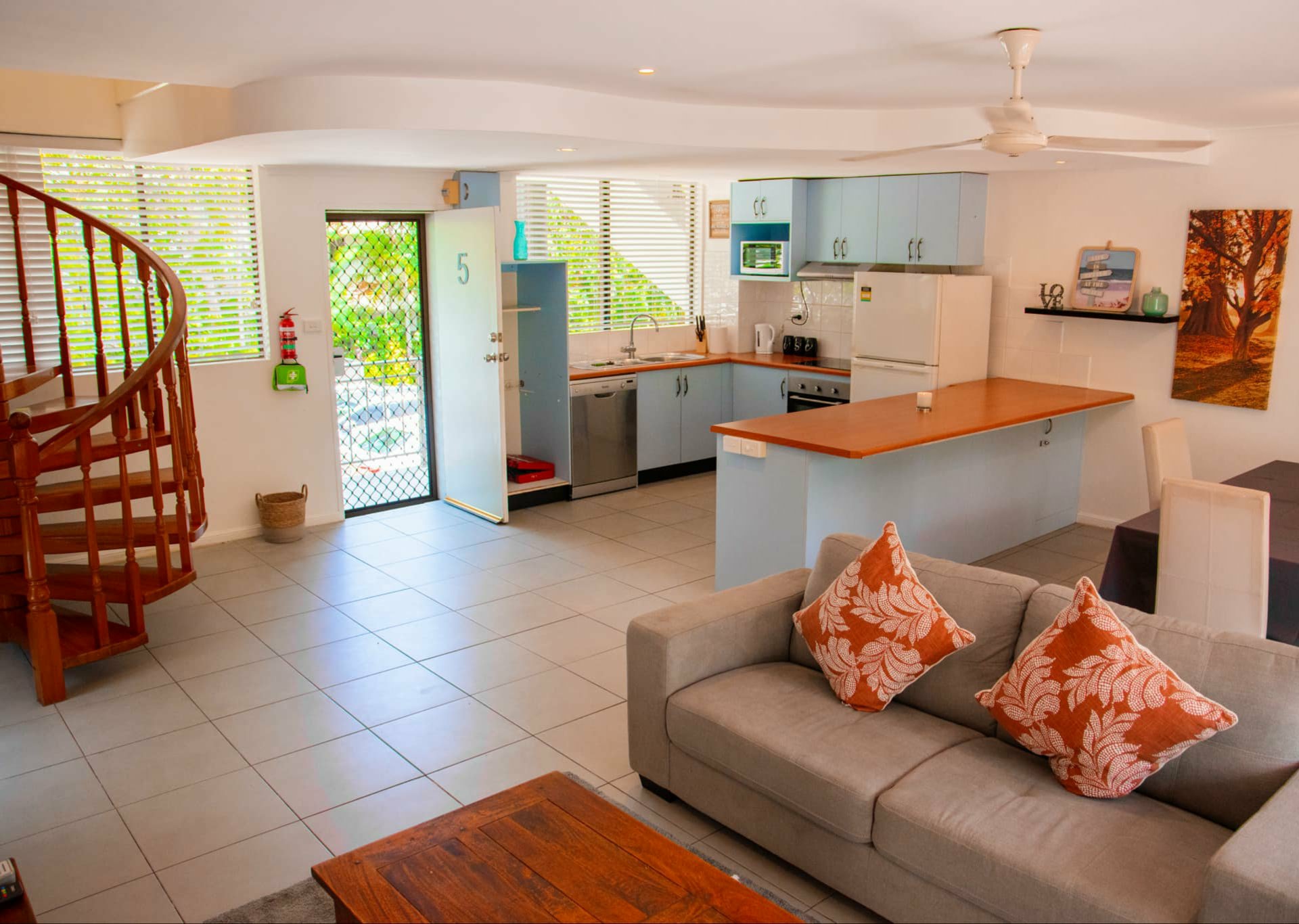 Apartment 5/35-37 Sims Esplanade, YORKEYS KNOB