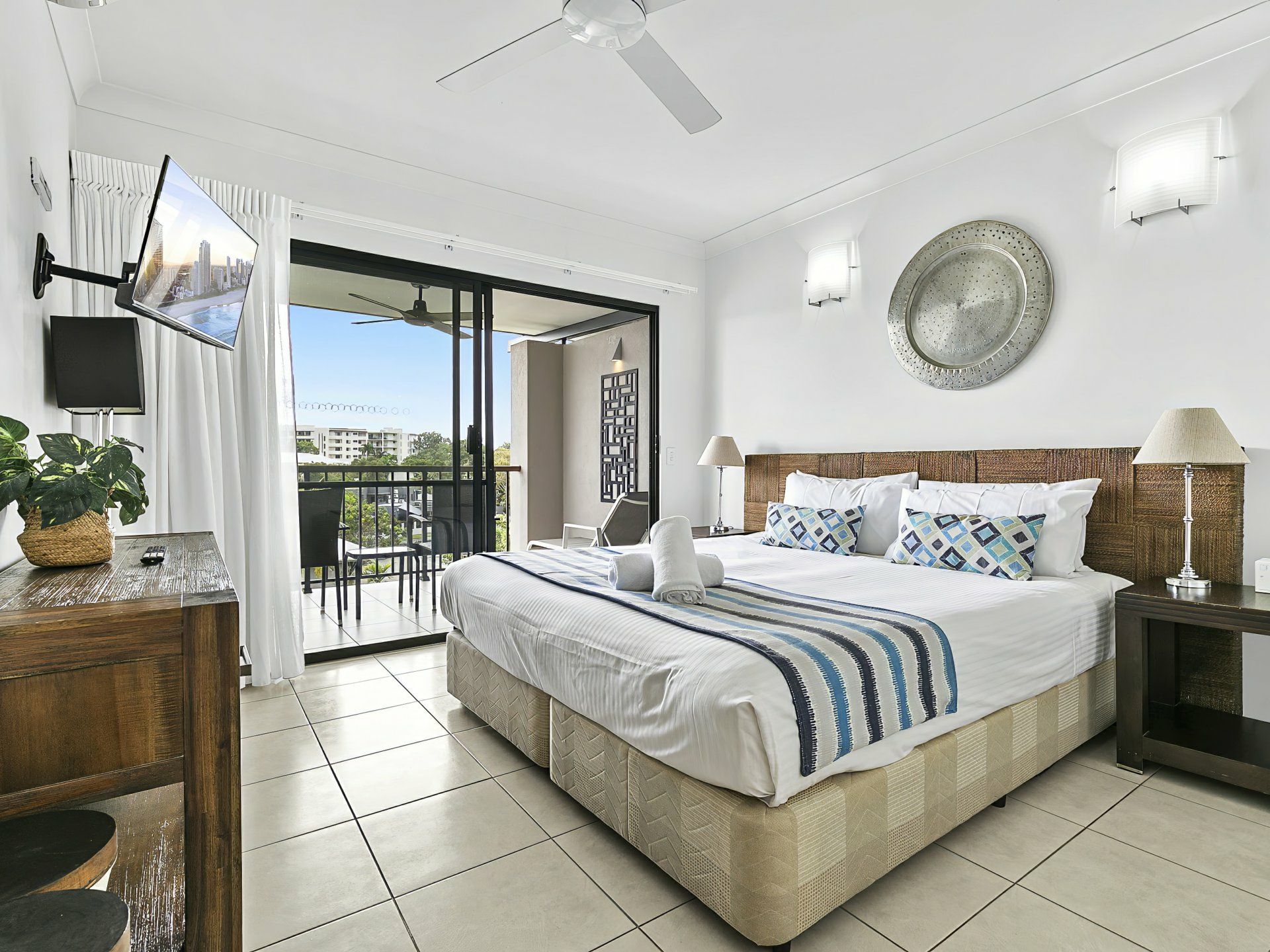 1434/2-8 Blue Water Lane, TRINITY BEACH