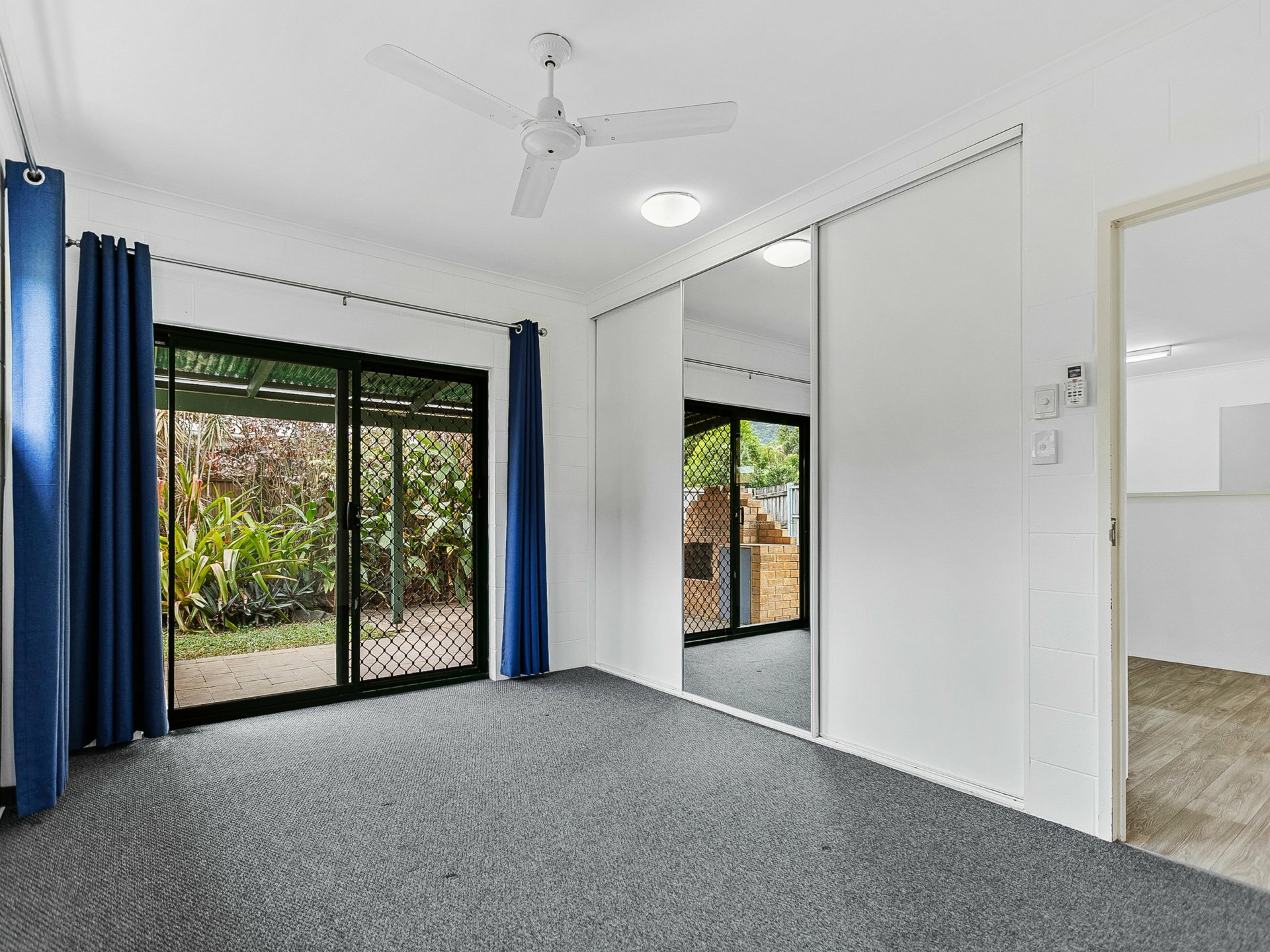 29 Saddle Mountain Road, SMITHFIELD