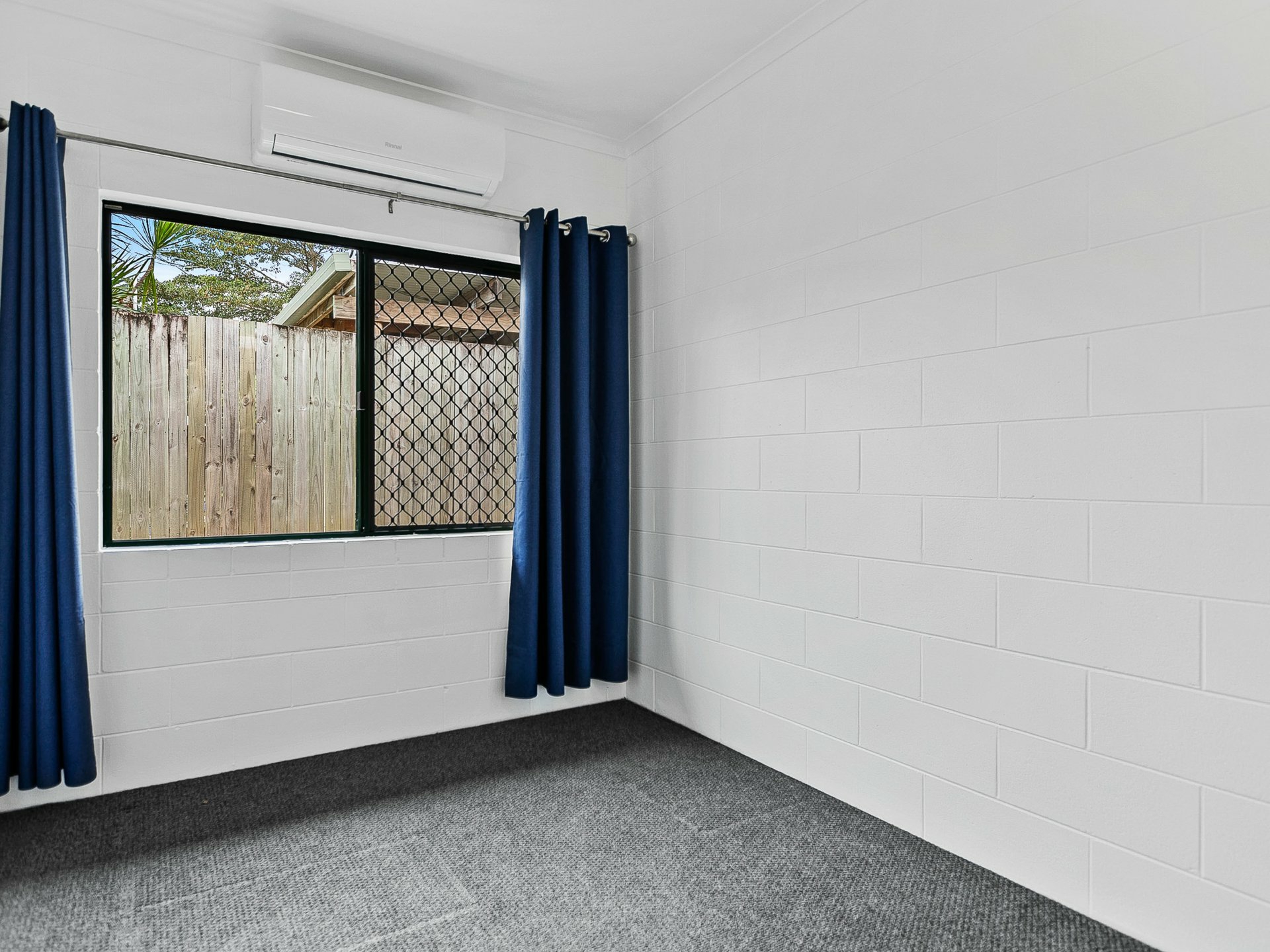 29 Saddle Mountain Road, SMITHFIELD