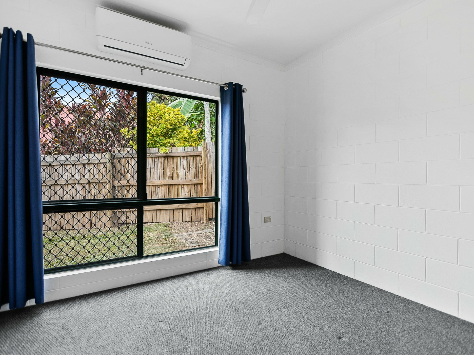 29 Saddle Mountain Road, SMITHFIELD
