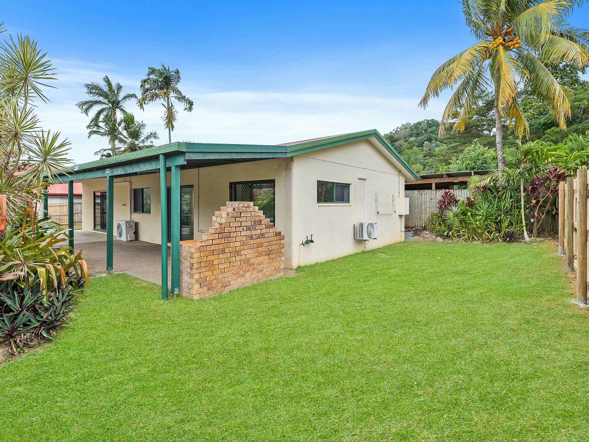 29 Saddle Mountain Road, SMITHFIELD