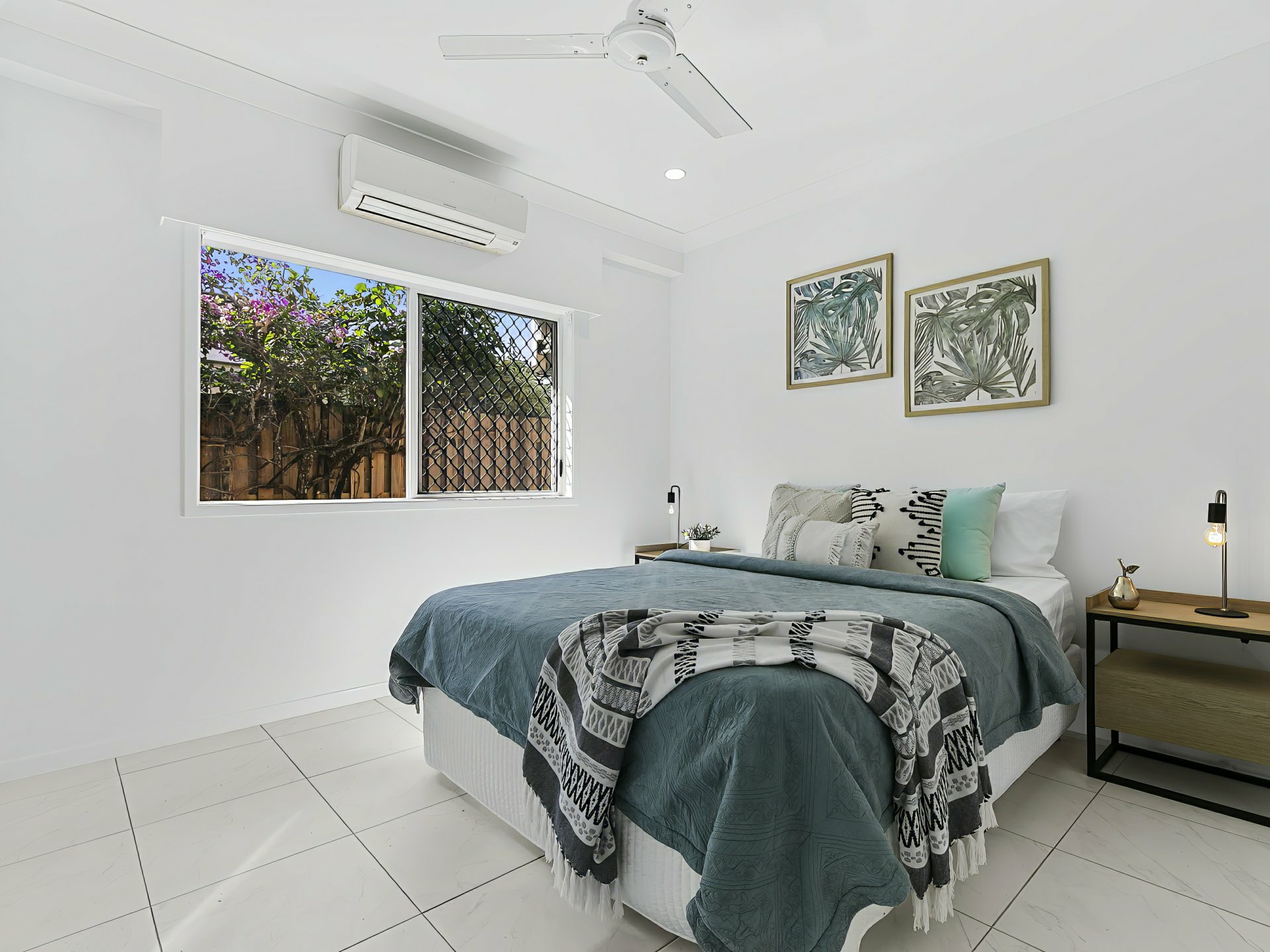 1 Whitehaven Court, CLIFTON BEACH