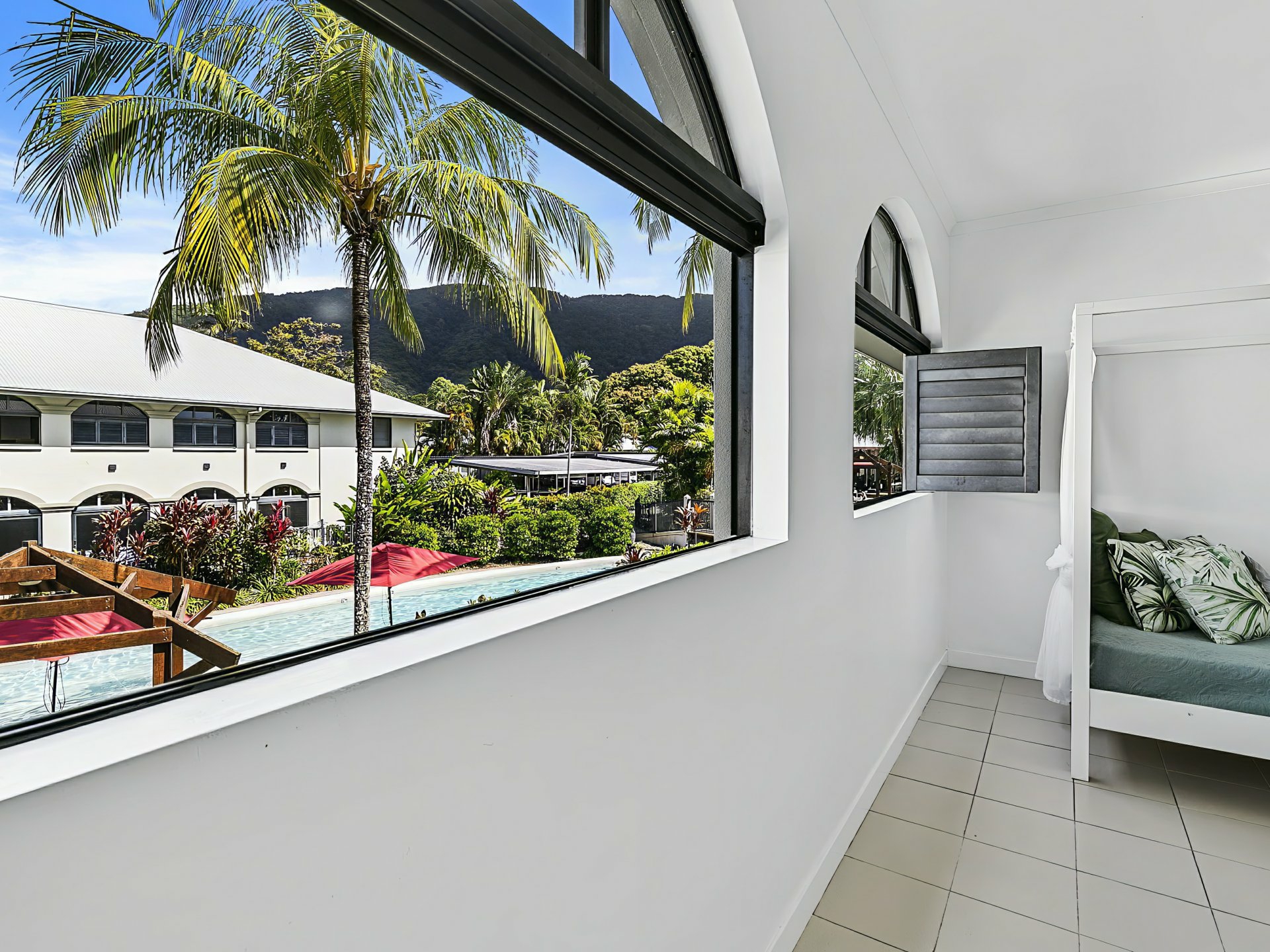 17/81-85 Cedar Road, PALM COVE