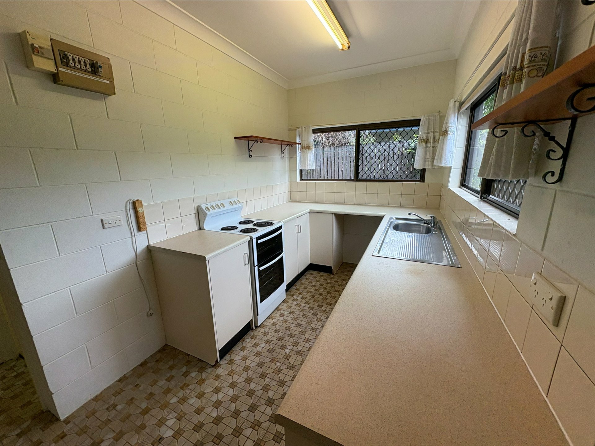2/14 Boden Street, YORKEYS KNOB