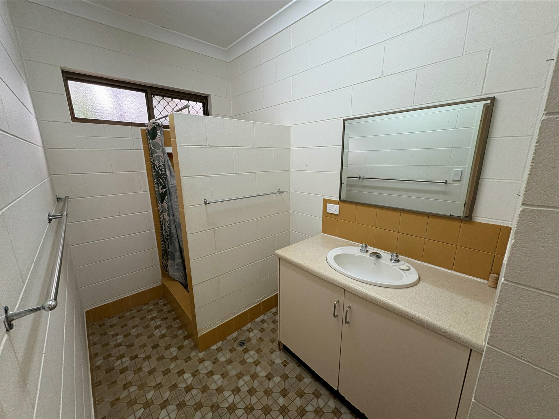 2/14 Boden Street, YORKEYS KNOB