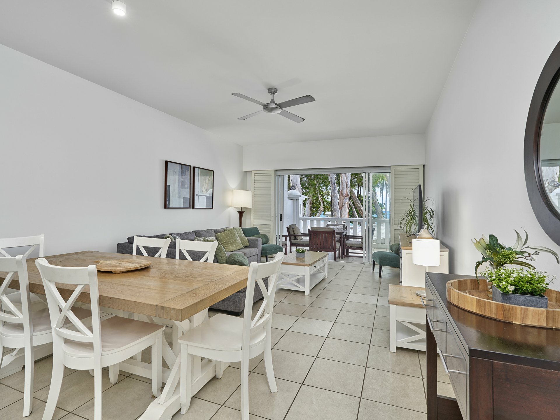 1221-1222/123-127 Williams Esplanade — photo 4 of 27