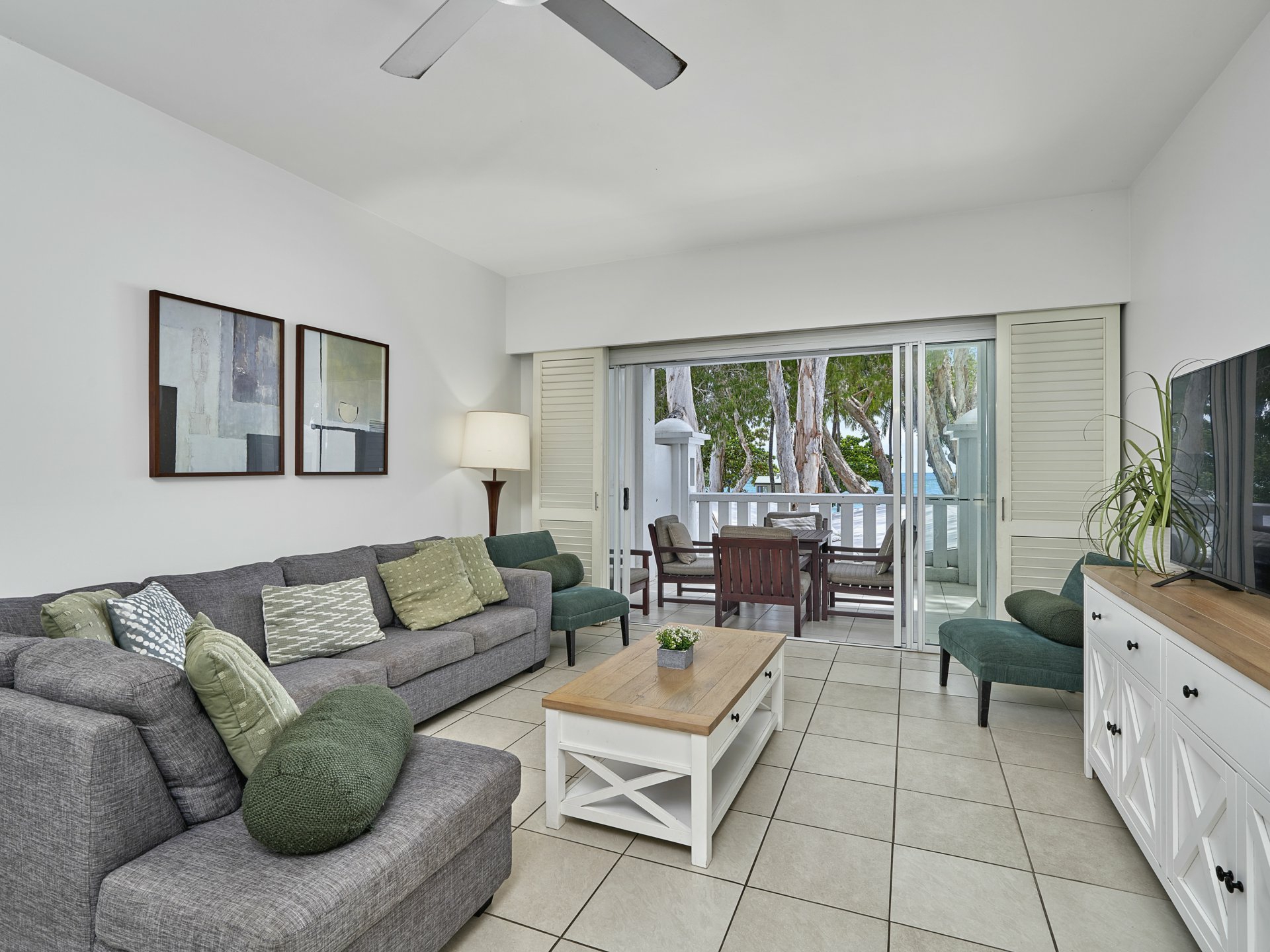 1221-1222/123-127 Williams Esplanade — photo 7 of 27