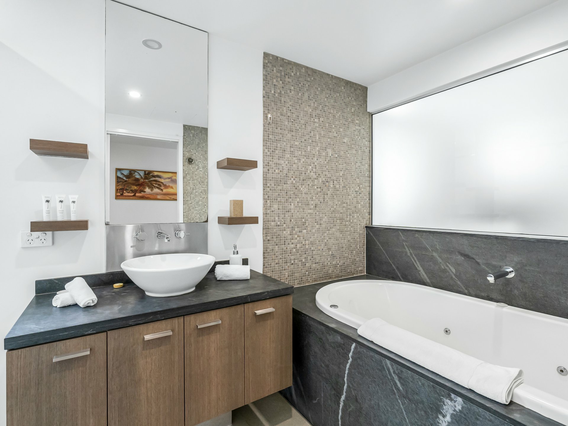 212-213/5 Triton Street — photo 7 of 30