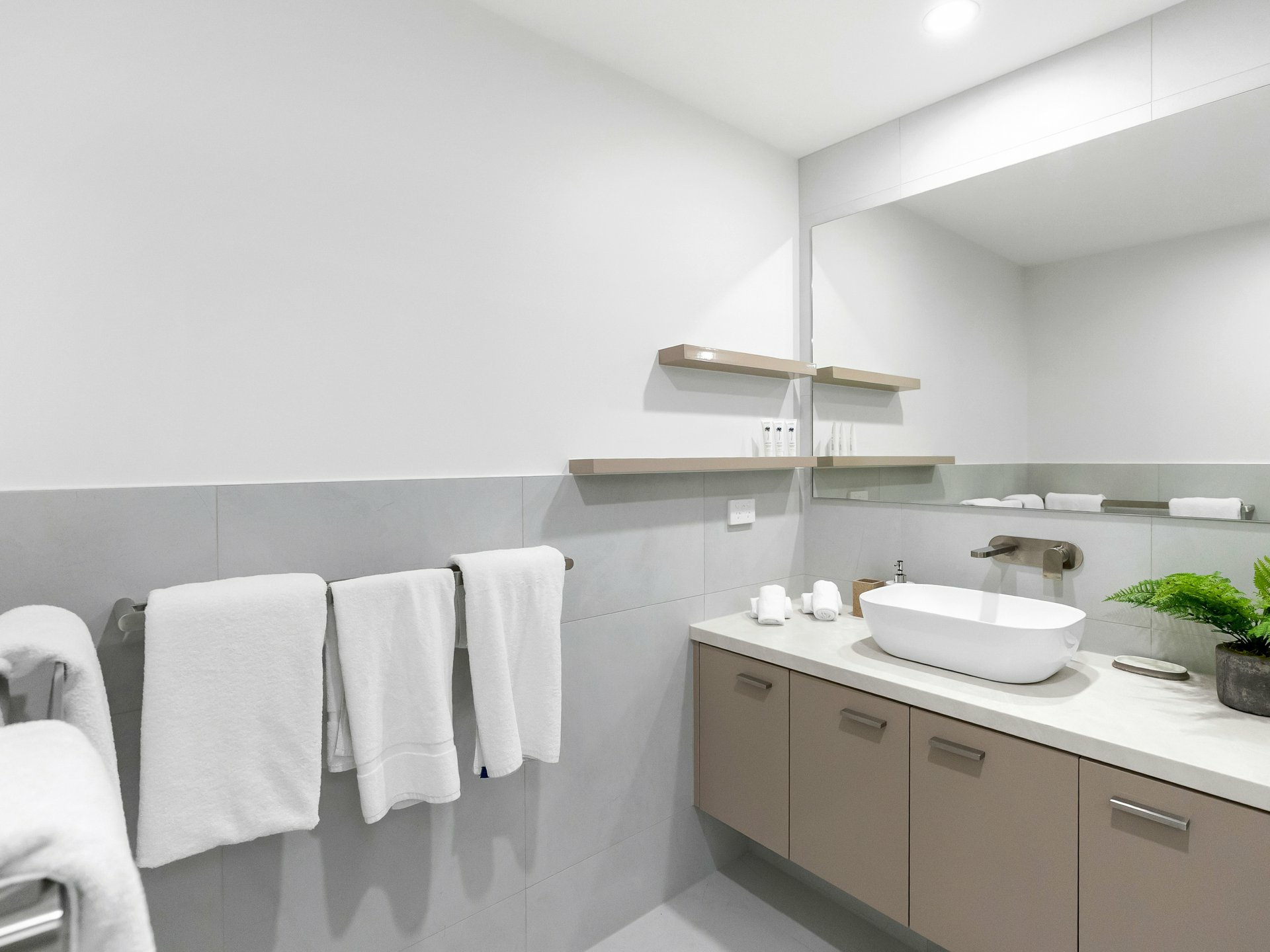 212-213/5 Triton Street — photo 29 of 30
