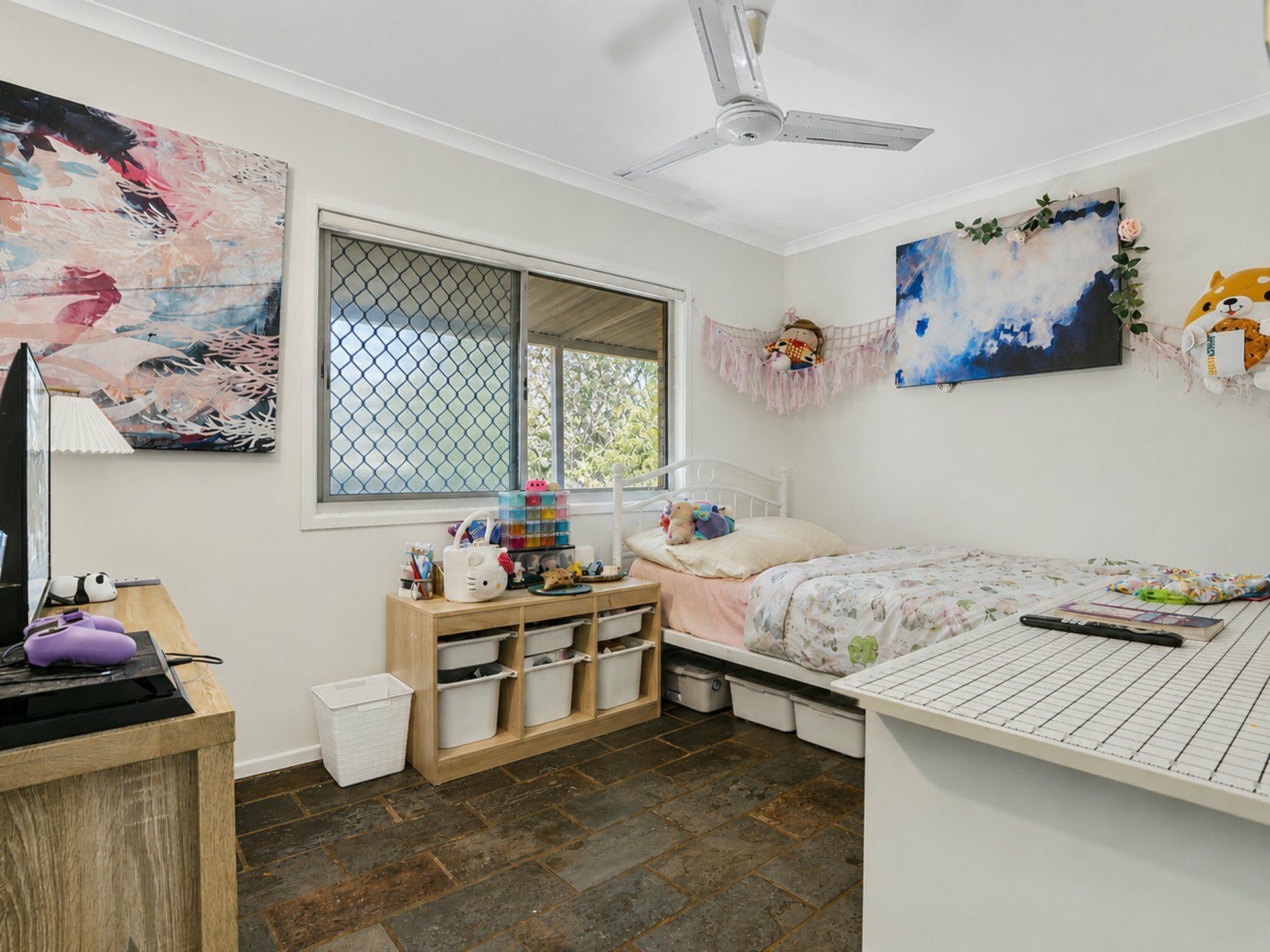 51 Endeavour Road — photo 17 of 23