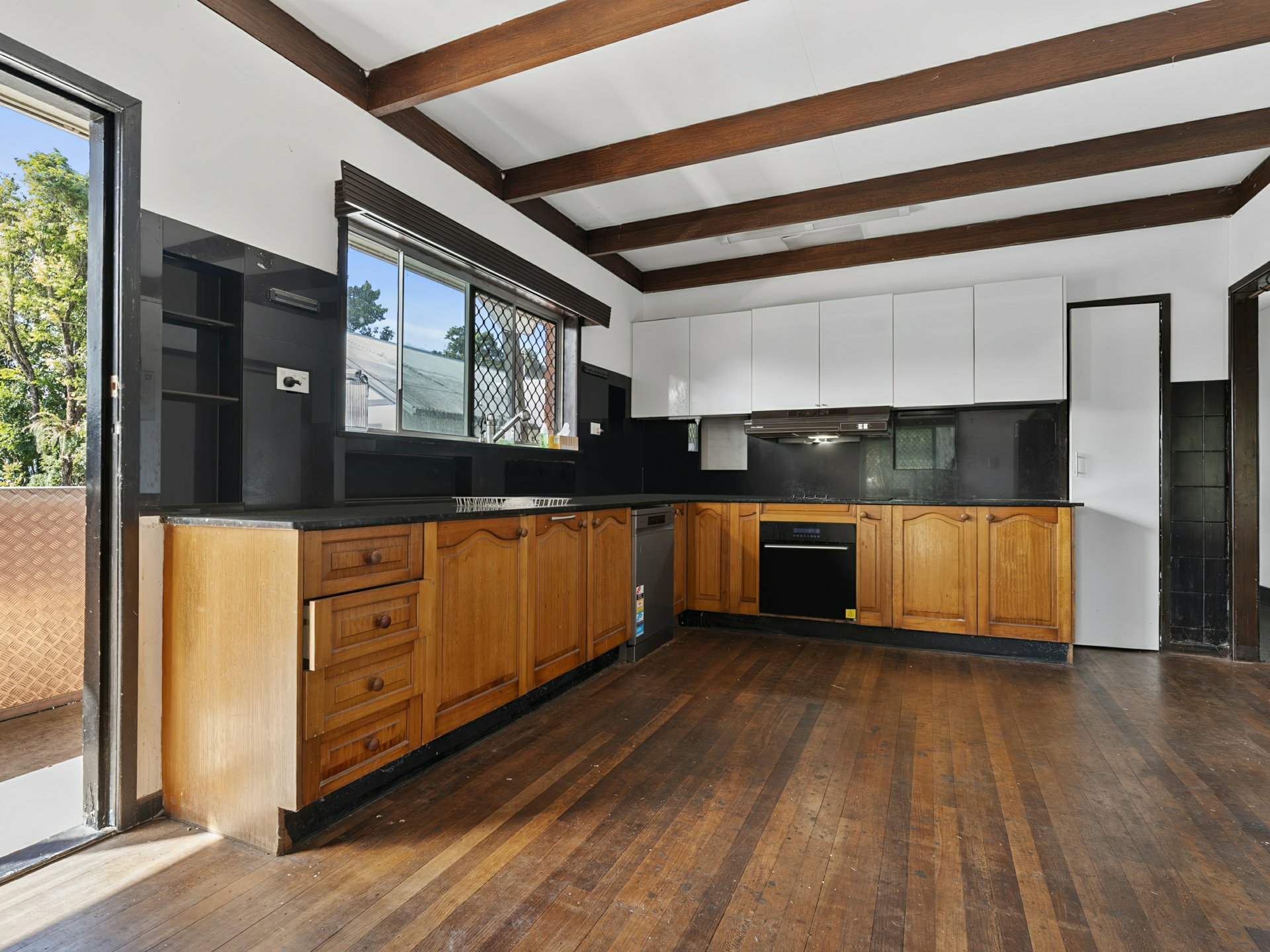 10 Mayers Street — photo 3 of 25