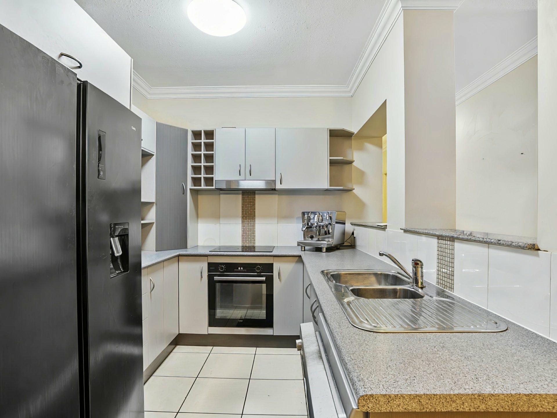 1601/40-42 Clifton Road — photo 7 of 27