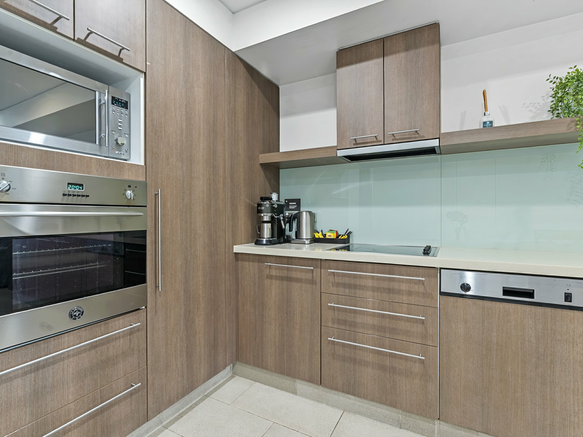 430-431/5 Triton Street — photo 6 of 28