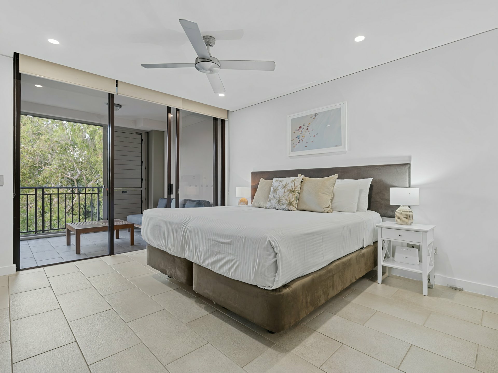 430-431/5 Triton Street — photo 14 of 28