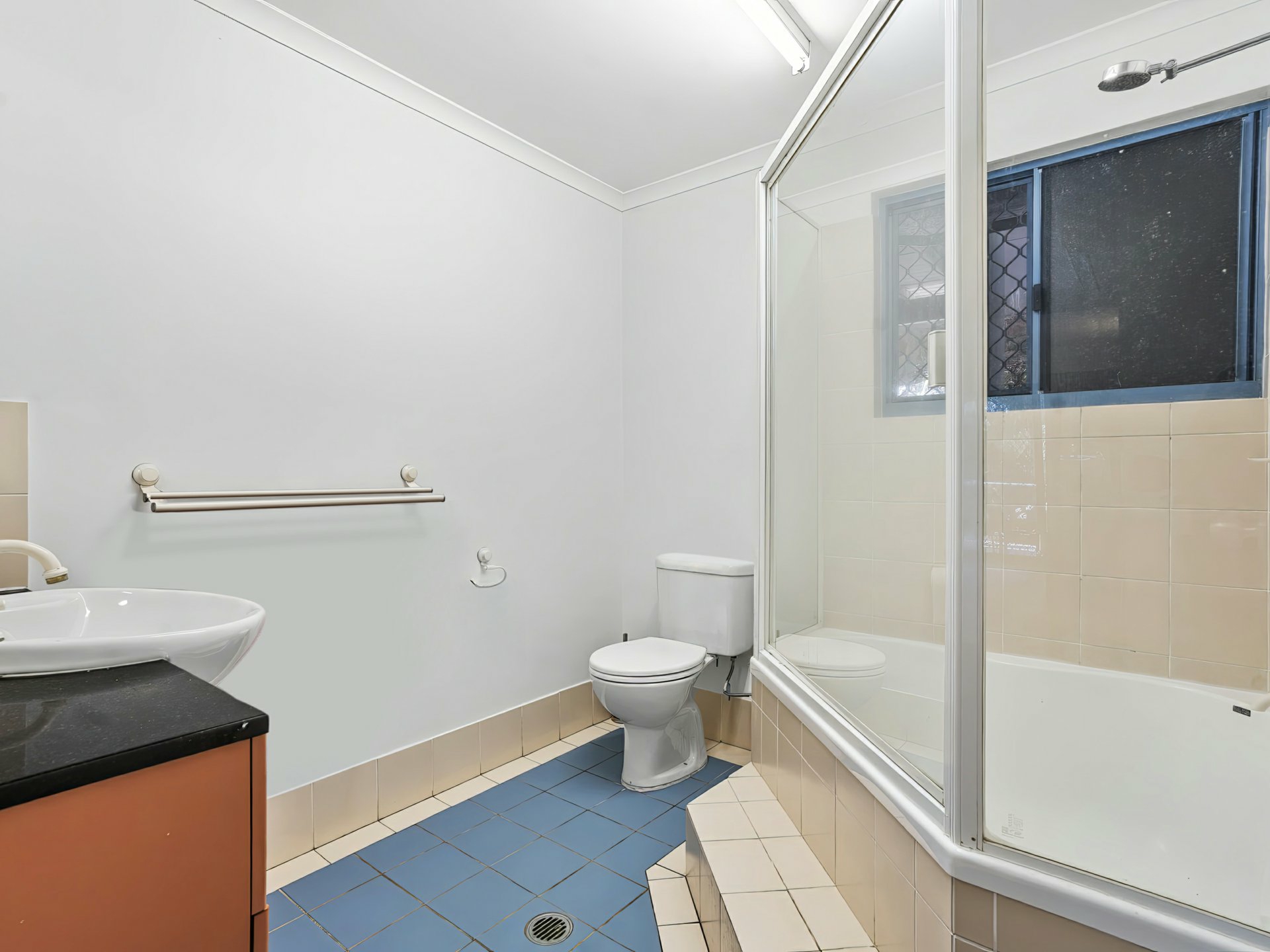 1/16-20 Ray Street — photo 12 of 21