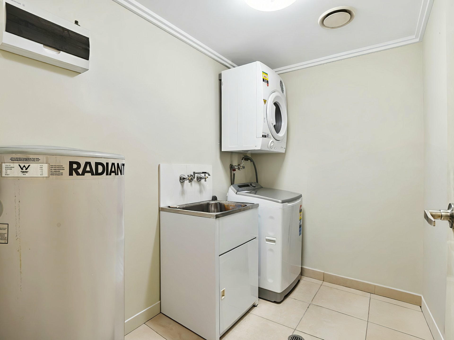 1601/40-42 Clifton Road — photo 14 of 27