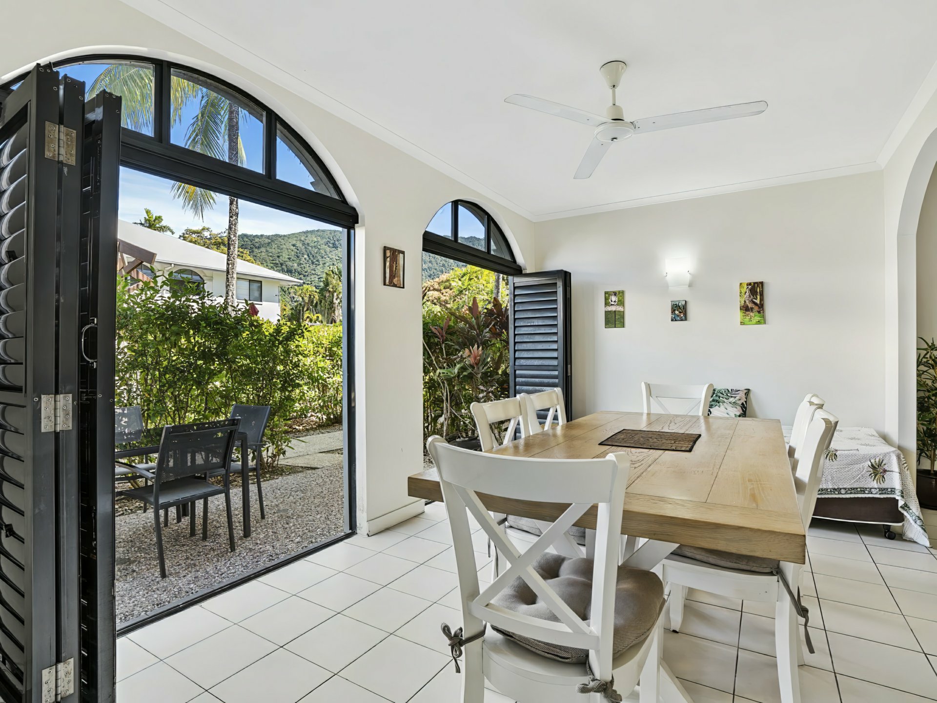 11/81-85 Cedar Road — photo from LJ Hooker Cairns Beaches