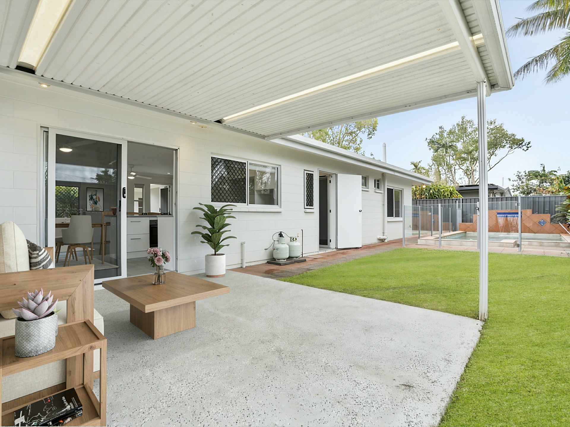 14 Almond Street — photo 4 of 25