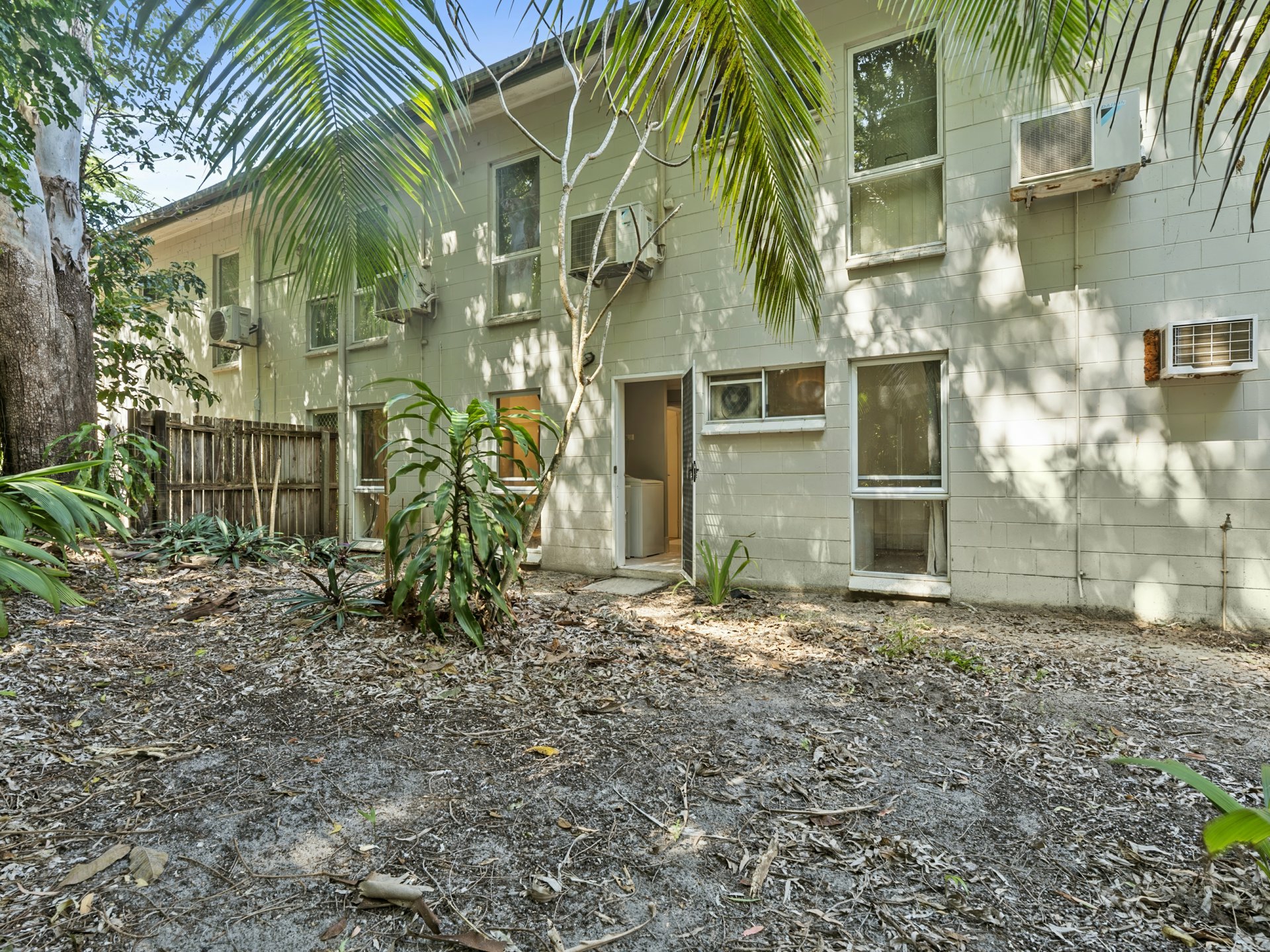 10/16-20 Rutherford Street — photo 11 of 17