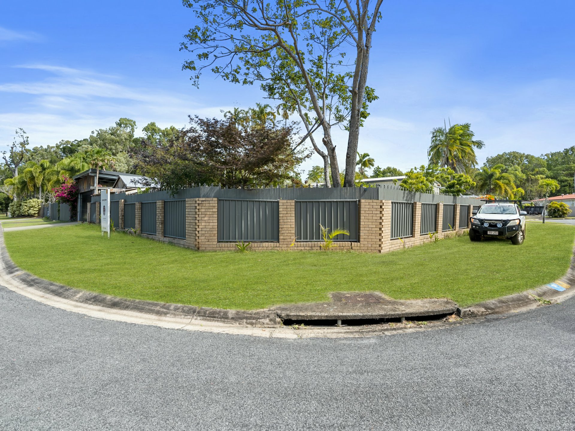1 Saffron Close — photo 12 of 30