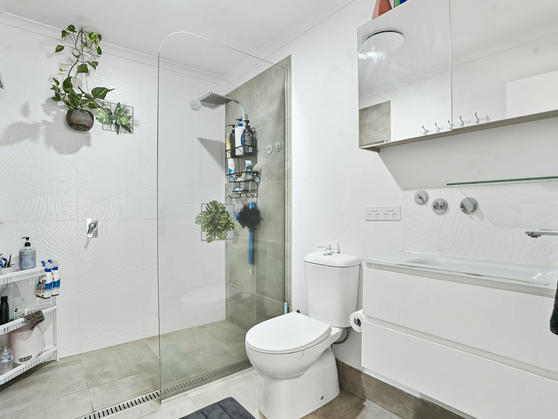 1 Saffron Close — photo 24 of 30