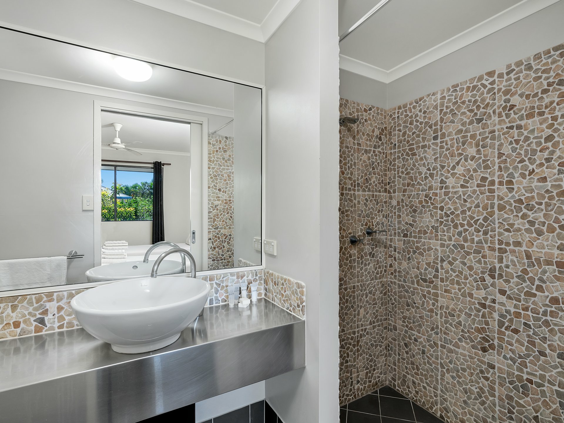 5/81-85 Cedar Road — photo 8 of 14