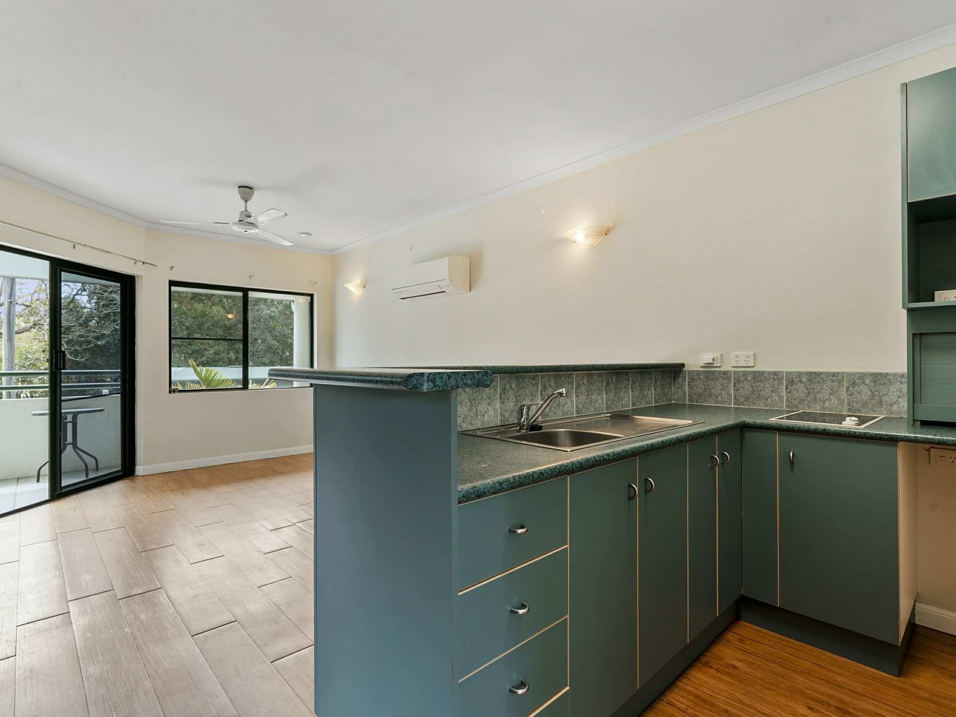 12/101-105 Wattle Street — photo 2 of 23