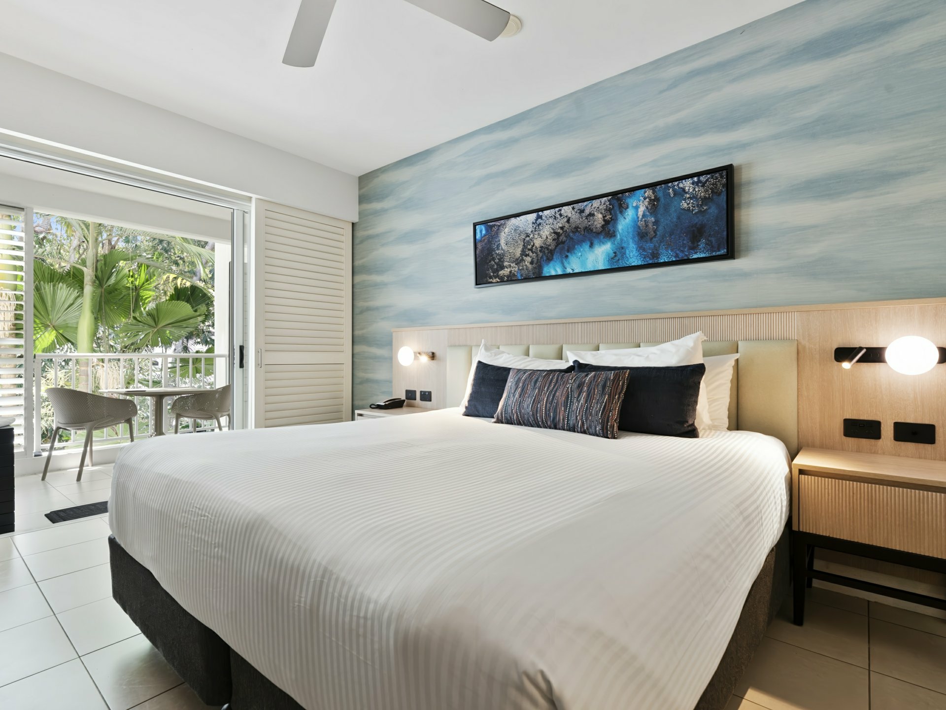 6223-6224/123-127 Williams Esplanade — photo from LJ Hooker Cairns Beaches