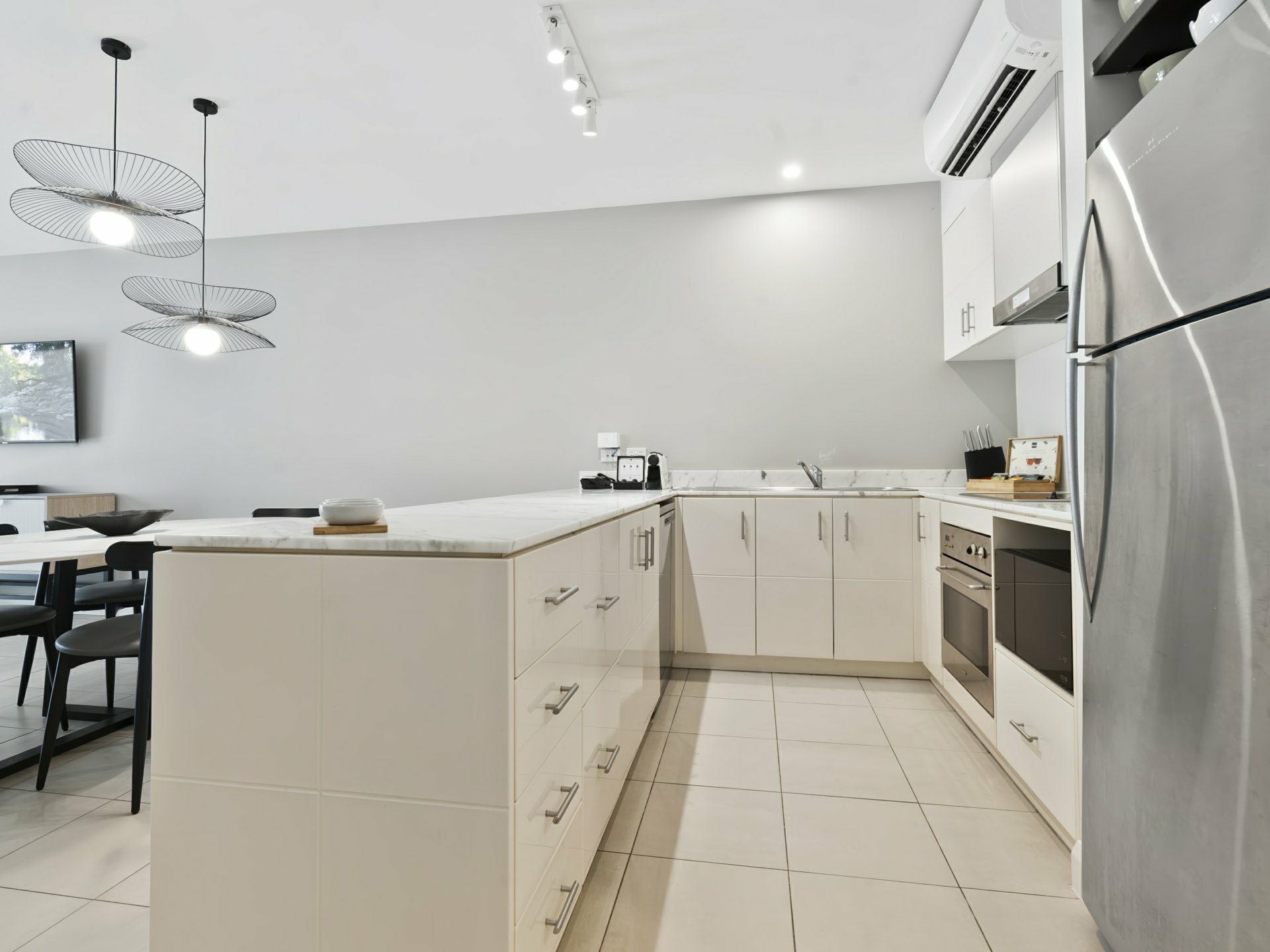 6223-6224/123-127 Williams Esplanade — photo 8 of 30
