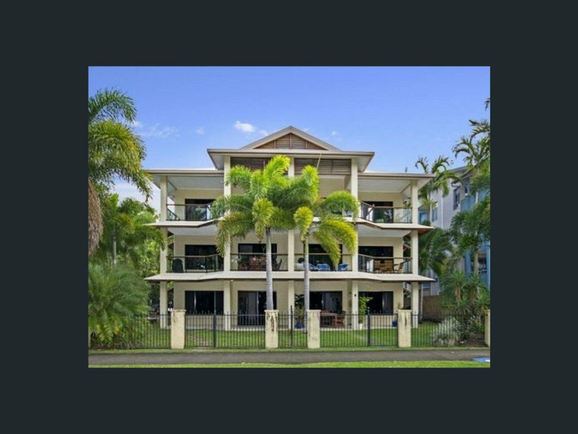 1/73 Sims Esplanade — photo from LJ Hooker Cairns Beaches