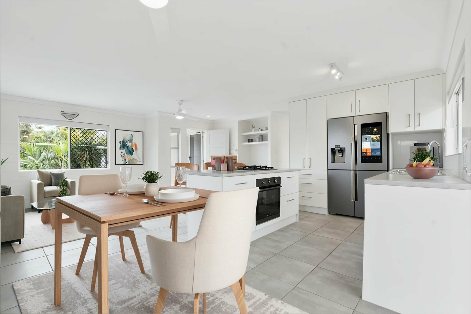 2/14 Almond Street — photo from LJ Hooker Cairns Beaches