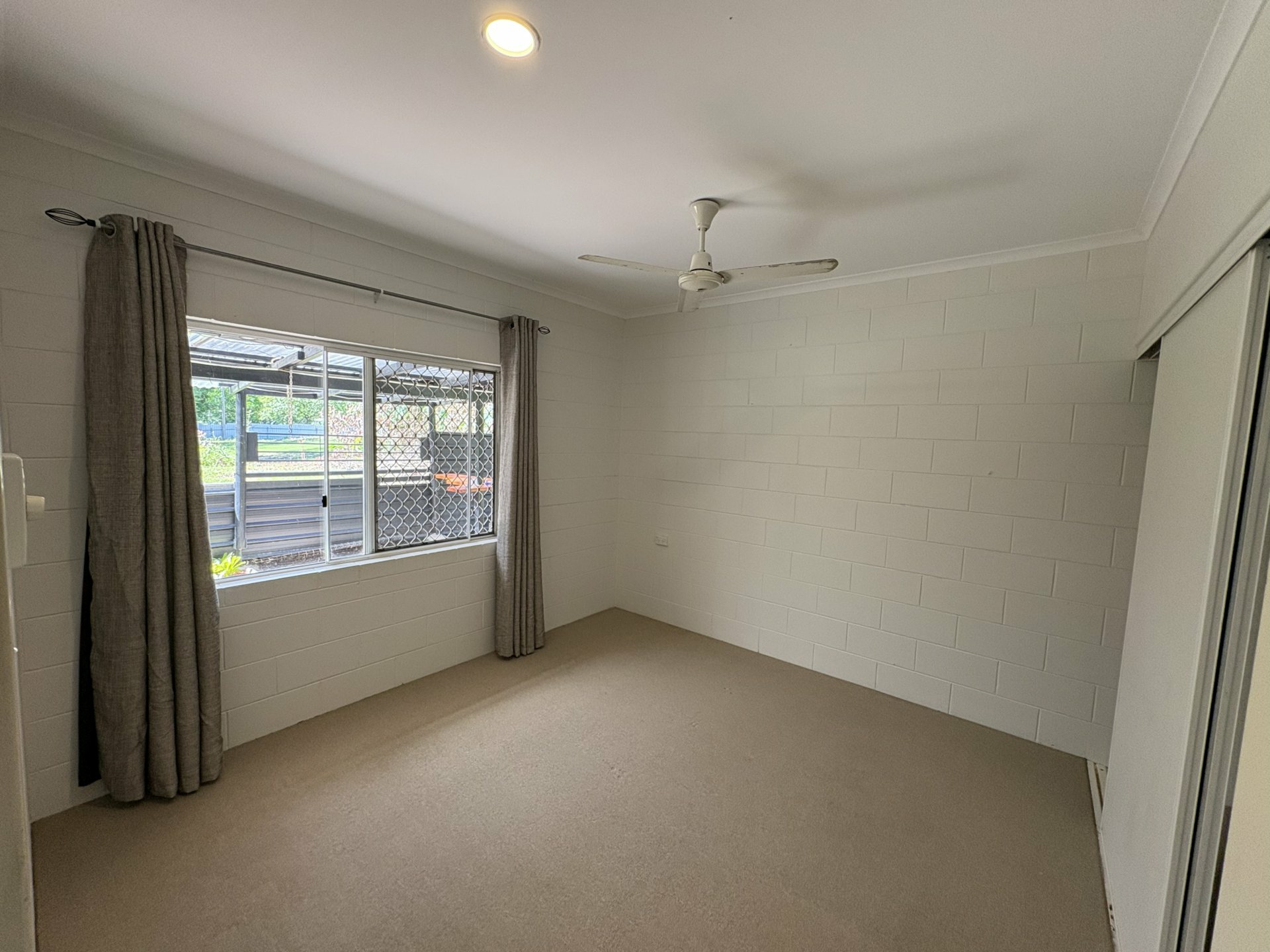 1/32 Hope Street — photo 3 of 8