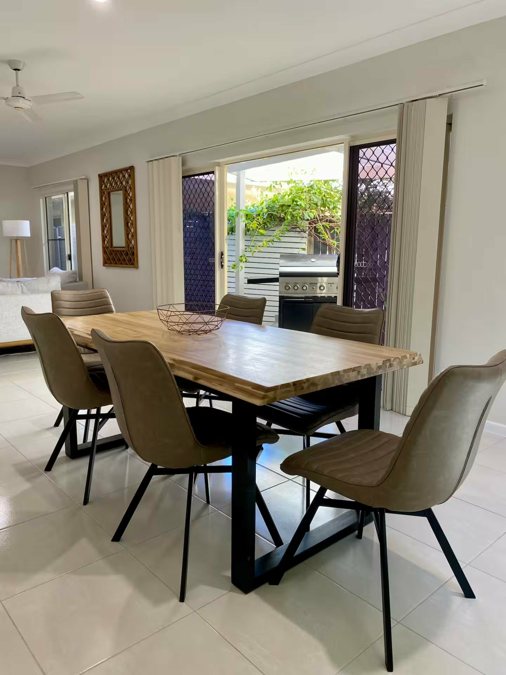 192/7B Savaii Close — photo 2 of 13