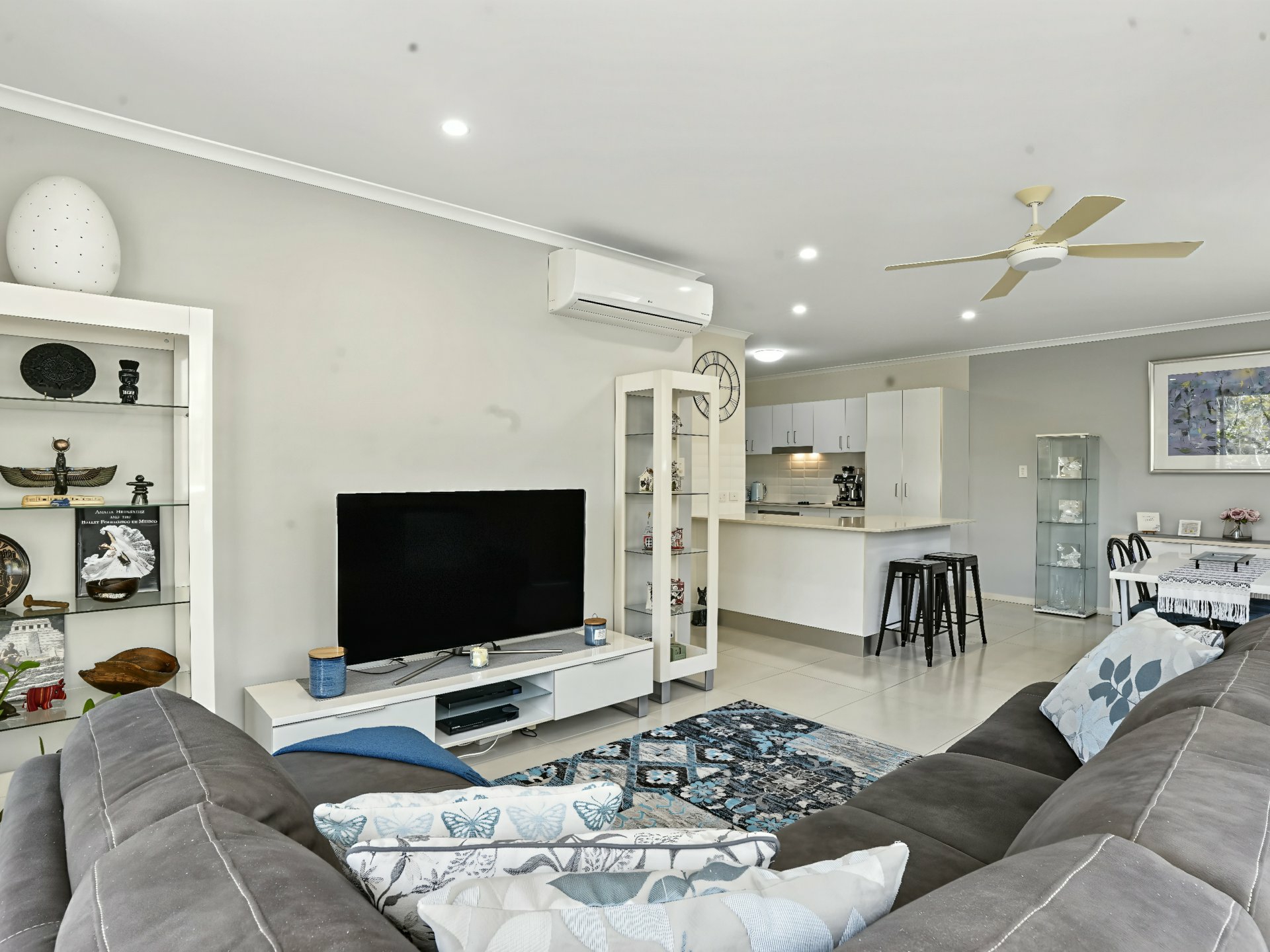 1/6-10 Wattle Street — photo 6 of 27