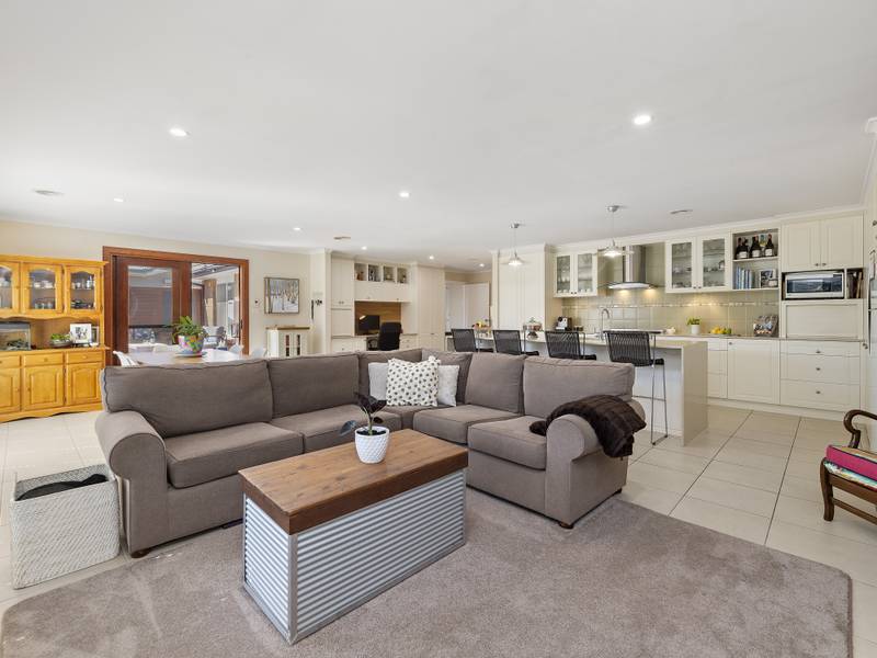 10 Emily Bulcock Crescent, GILMORE
