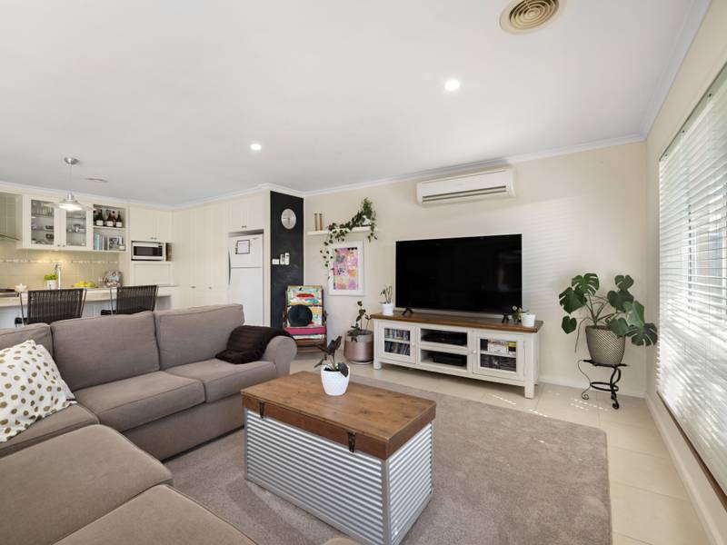 10 Emily Bulcock Crescent, GILMORE