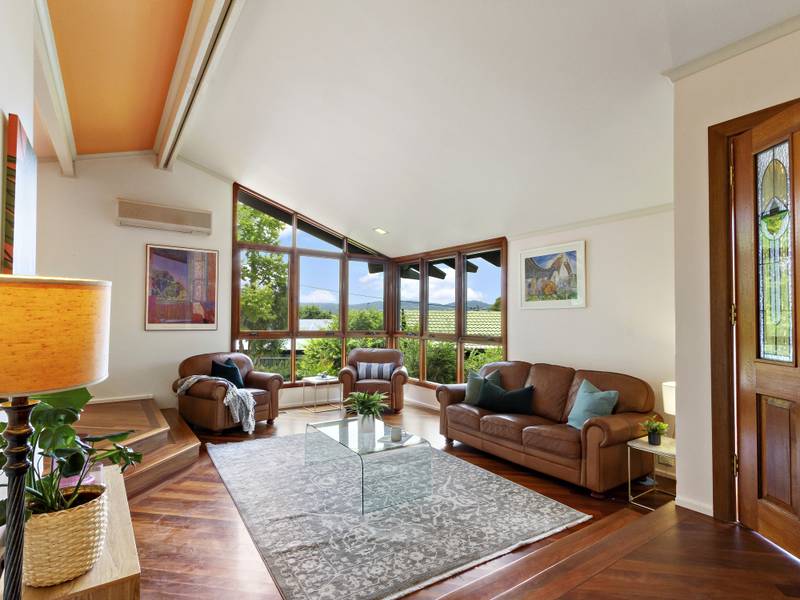 9 Loder Place, KAMBAH