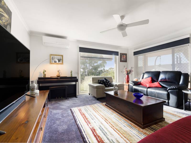 26 Carpenter Close, CALWELL