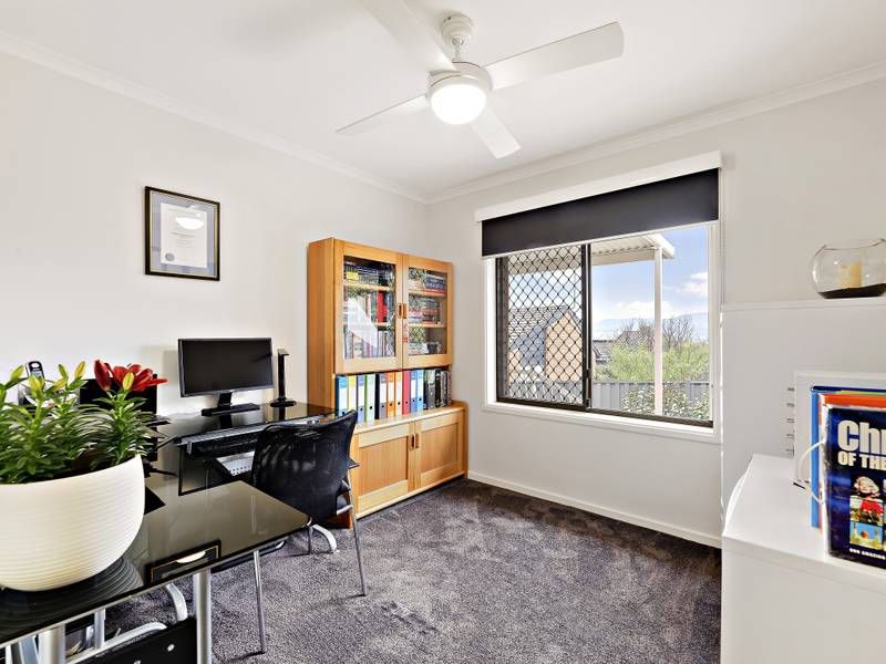 26 Carpenter Close, CALWELL