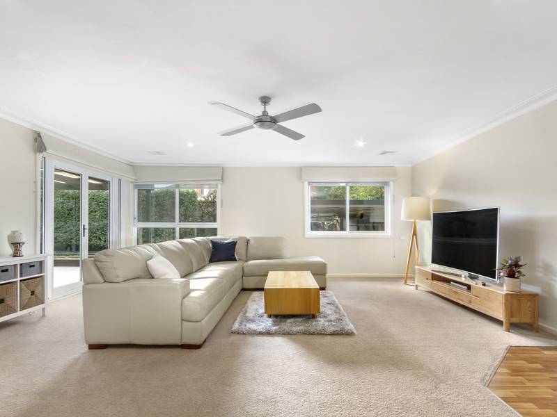 33 Melba Street, DOWNER