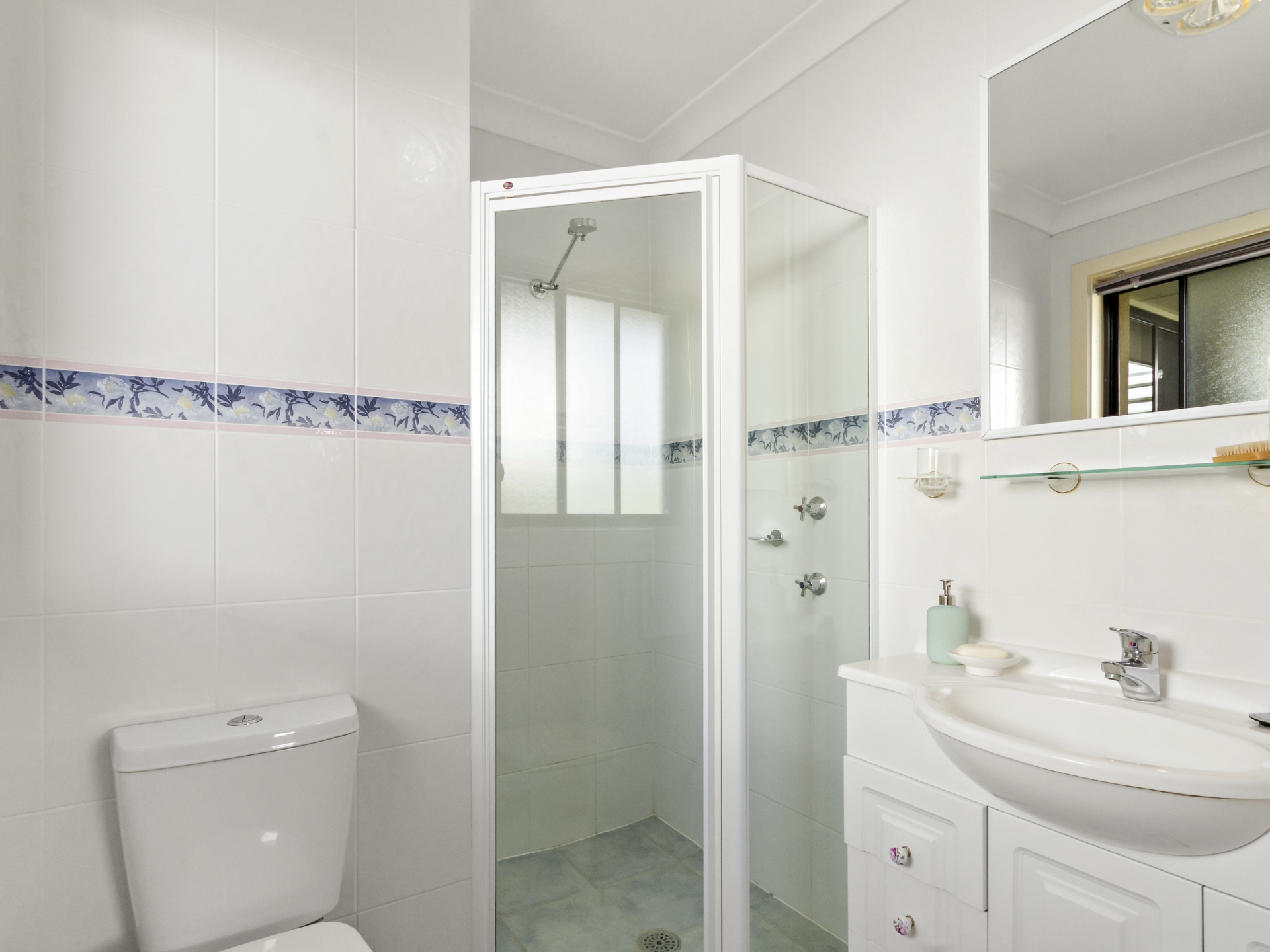 2 Ind Place, KAMBAH