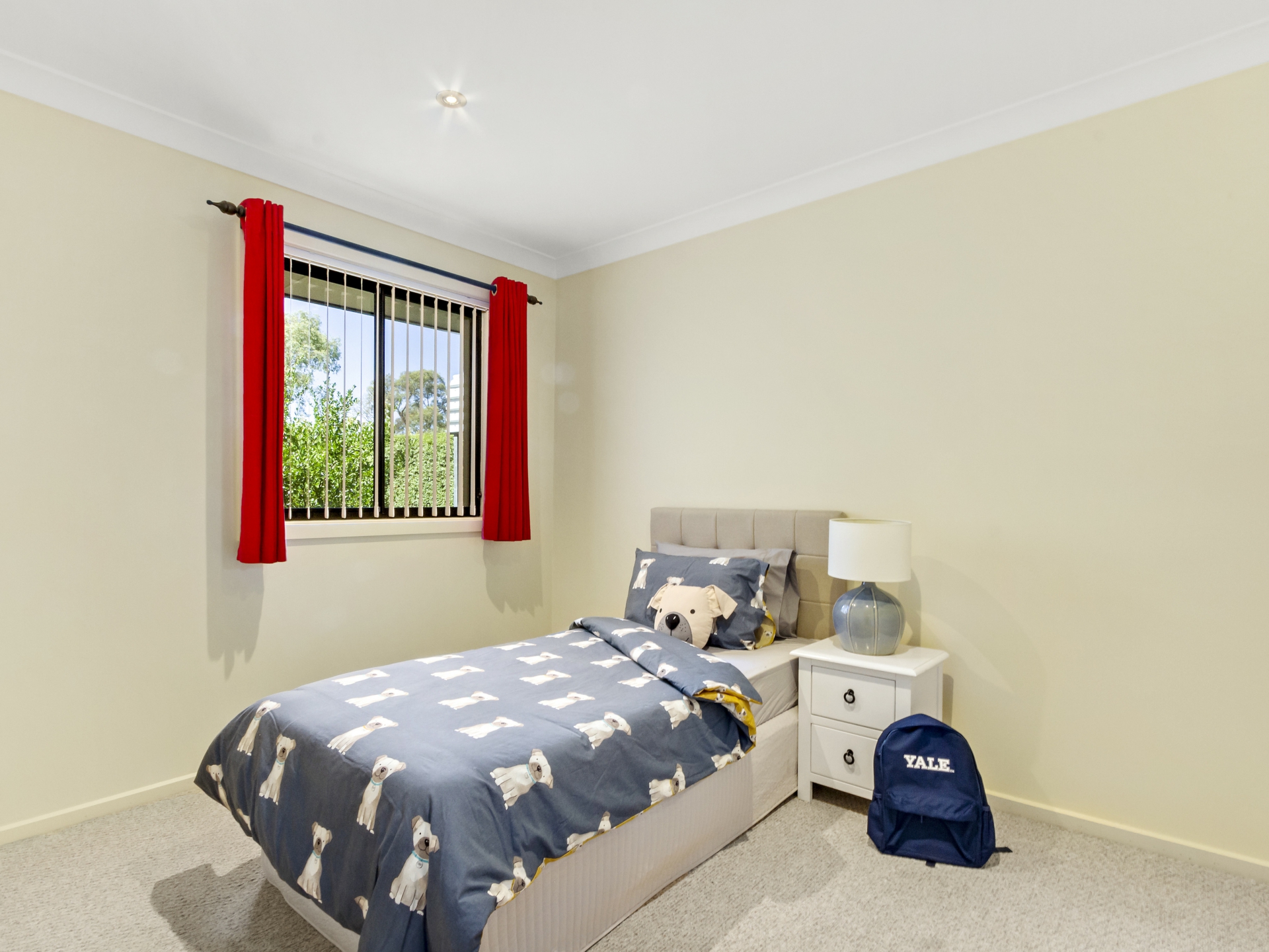 2 Ind Place, KAMBAH