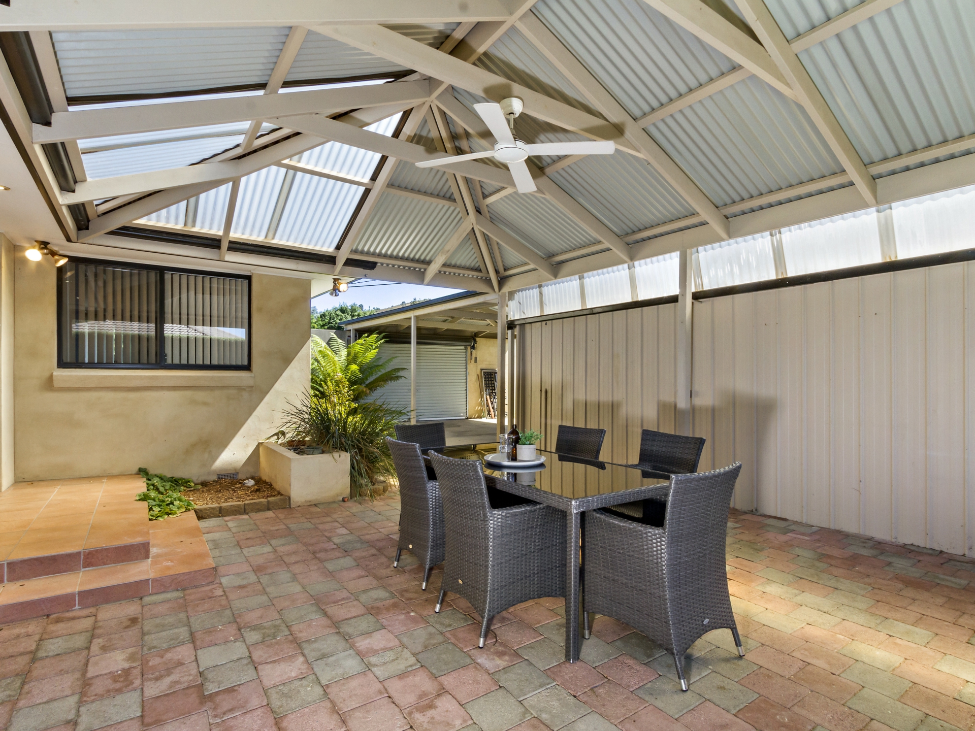 2 Ind Place, KAMBAH