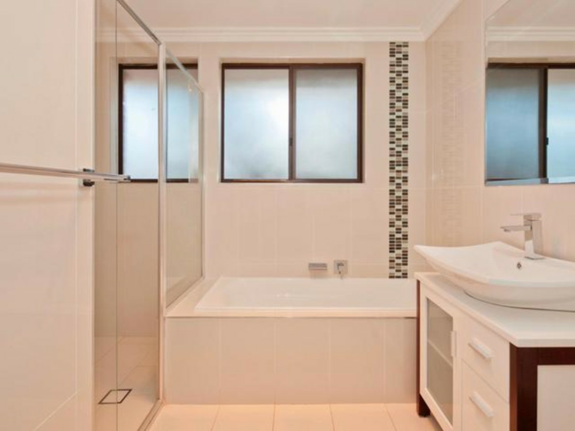 102 Bacchus Circuit, KAMBAH